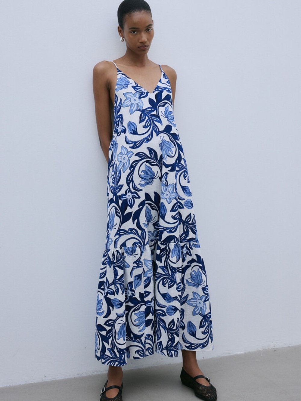 H&M Strappy Maxi Dress Size M